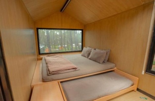 Proyek cabin Hotel Bobobox